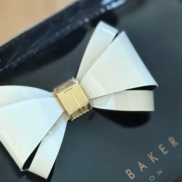 Ted Baker Glossy Black Clutch with White Bow - Picture 2 of 10